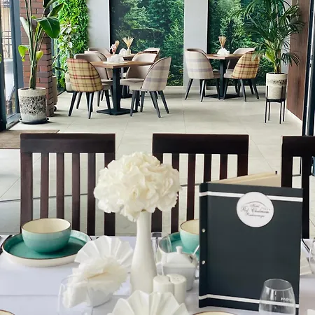 Hotel Pod Chelmem 3*