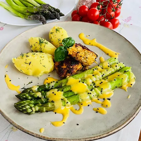 Pod Chelmem Hotel 3*