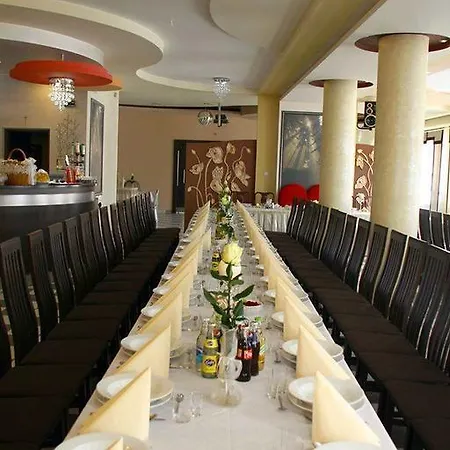 Pod Chelmem Hotel Ropa